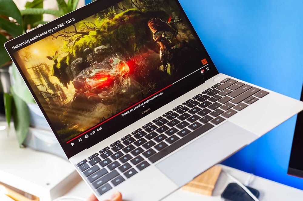 Huawei MateBook X - laptop do filmów