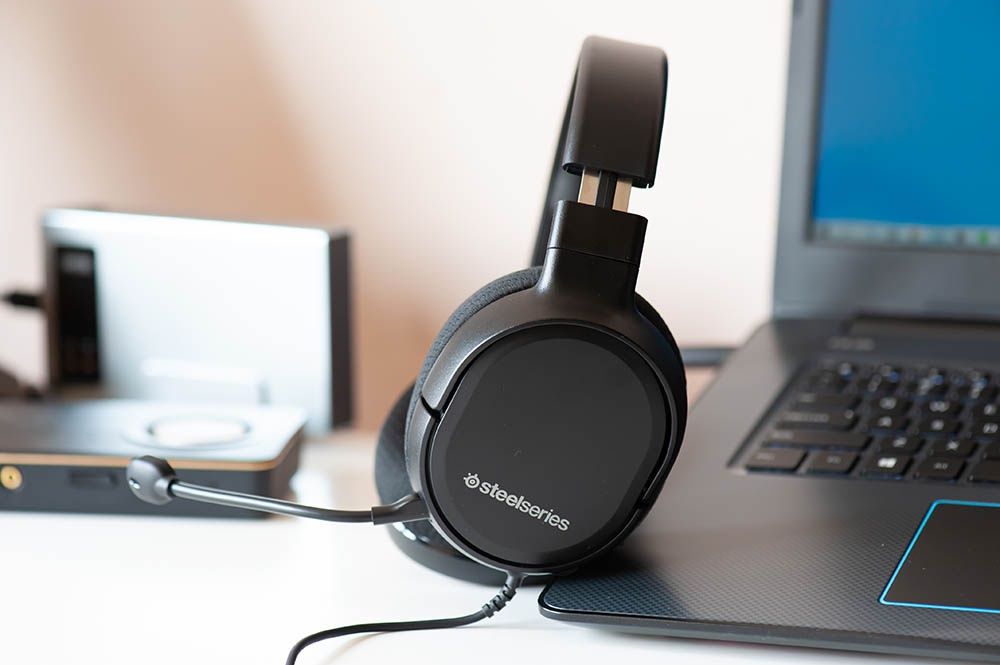 Arctis 1 - słuchawki do gier do 250 zł