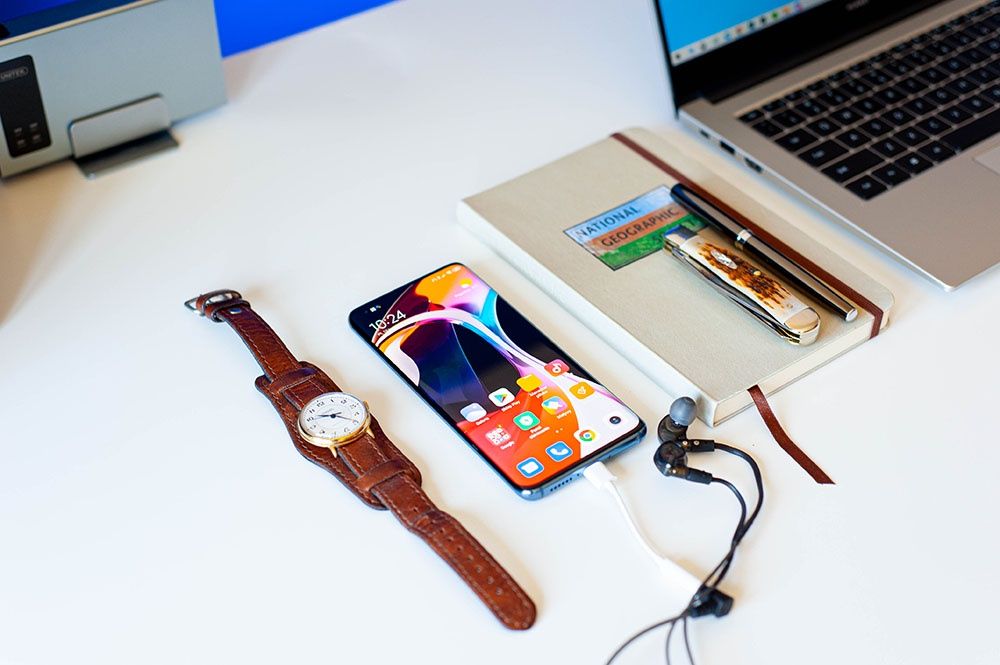 Xiaomi Mi 10 Pro 5G ze słuchawkami