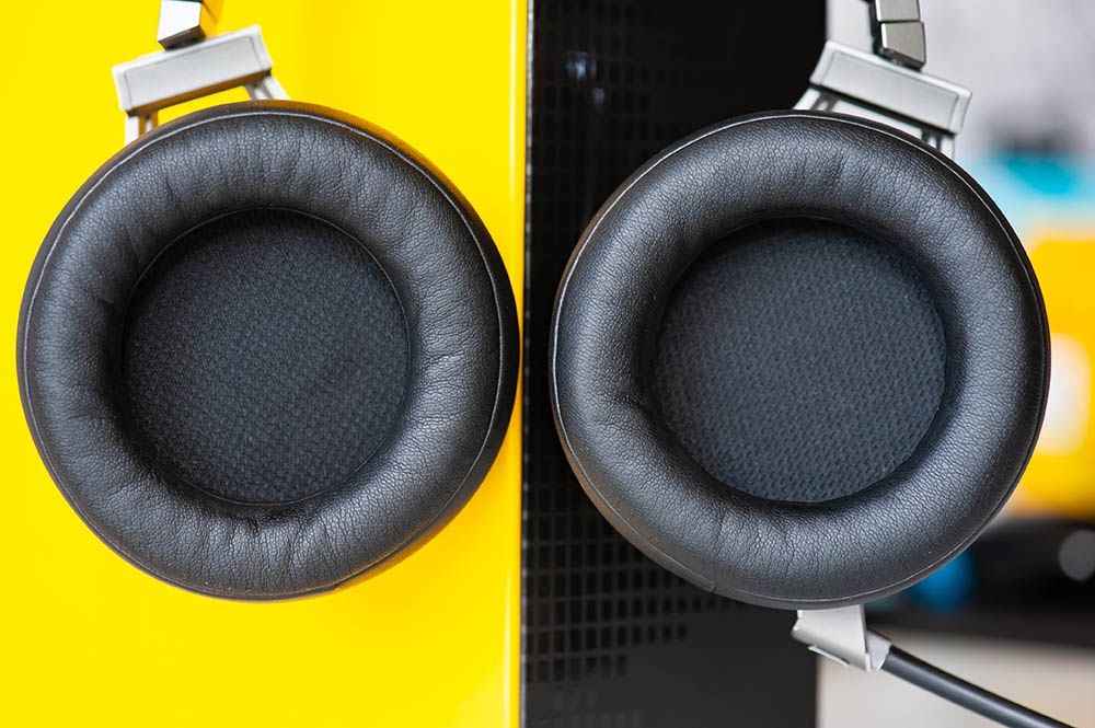 Corsair Virtuoso RGB Wireless SE - poduszki