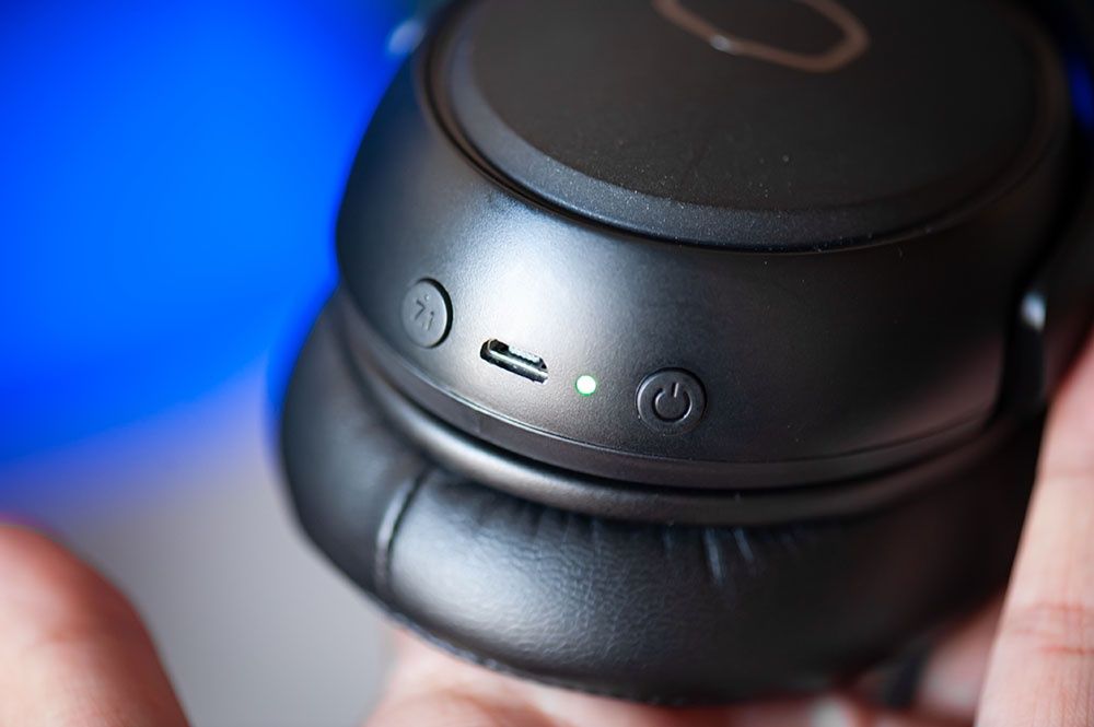 Cooler Master MH670 - przyciski 1