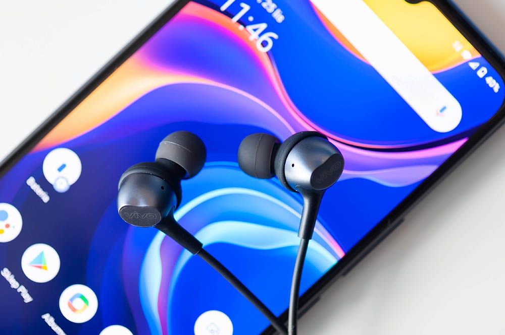 vivo słuchawki i telefon