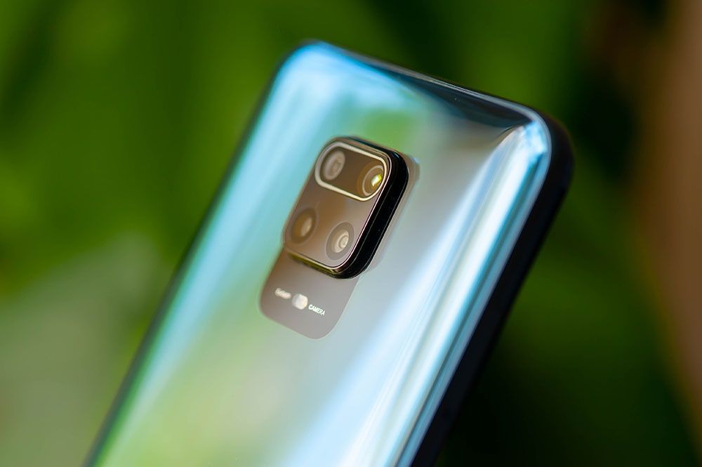 Redmi Note 9 Pro - wystający aparat