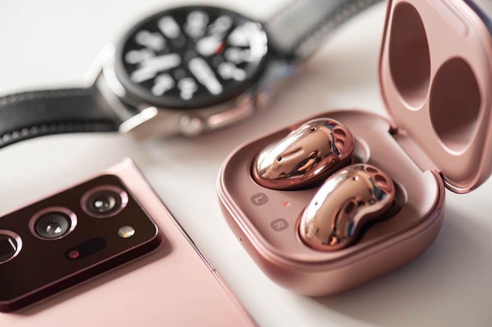 Smartfon, smartwatch i słuchawki Samsung