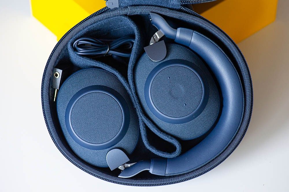Jabra Elite 85h - słuchawki z pokrowcem ochronnym