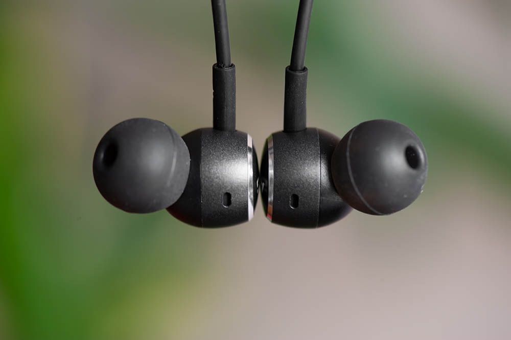 AKG Y100 Wireless - słuchawki bezprzewodowe