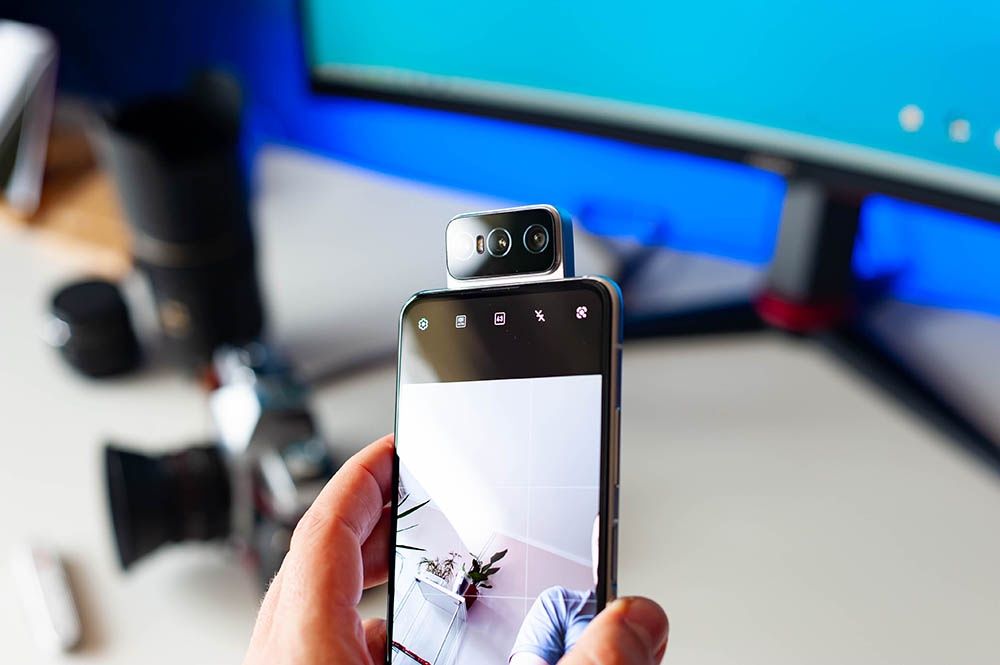 Asus ZenFone 7 Pro - aparat przedni taki sam jak tylny