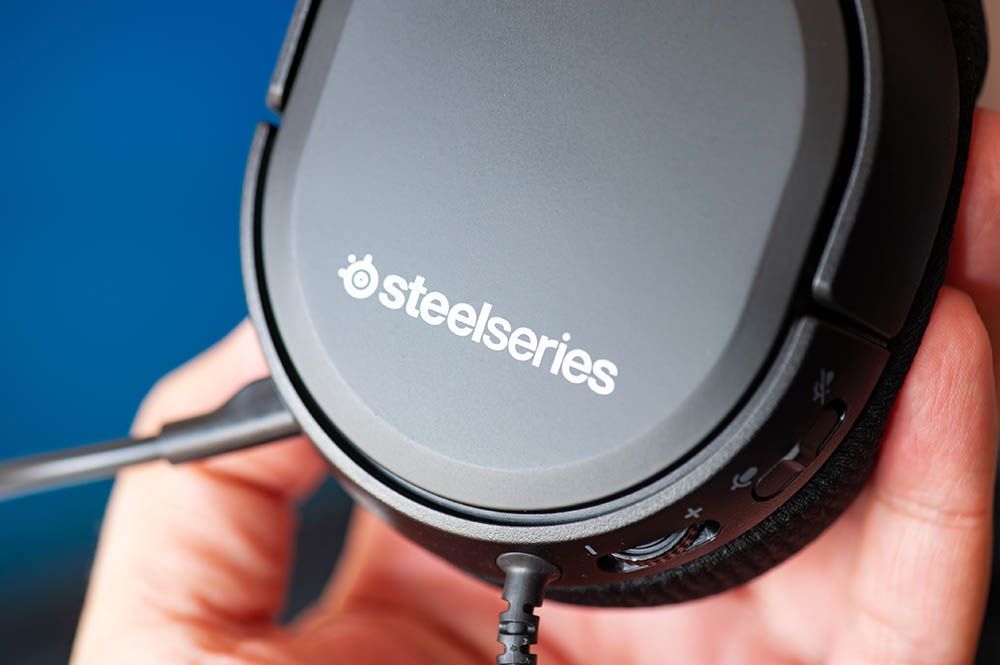 Steelseries Arctis 1 - obudowa