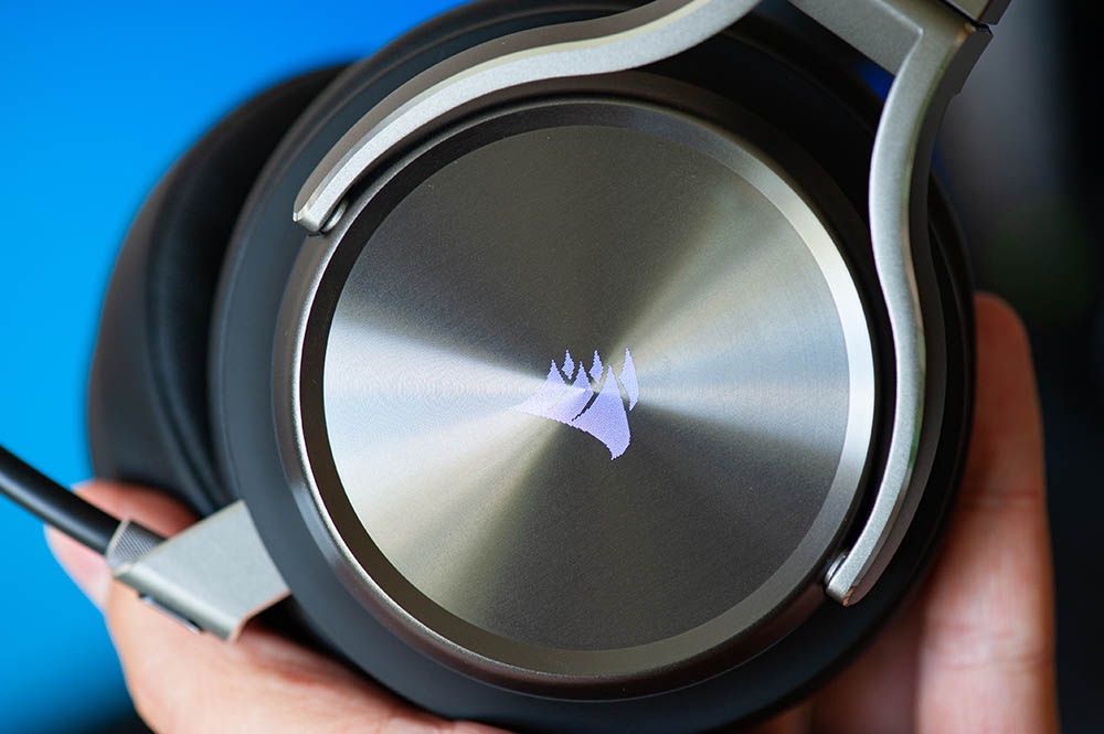 Corsair Virtuoso RGB Wireless SE - aluminiowa obudowa