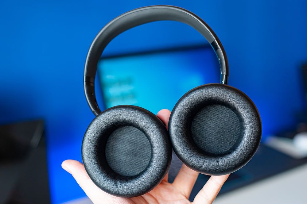 AKG Y600NC Wireless - poduszki