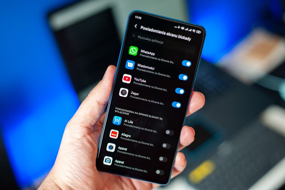 jak włączyć lub wyłączyć powiadomienia na ekranie blokady - Android