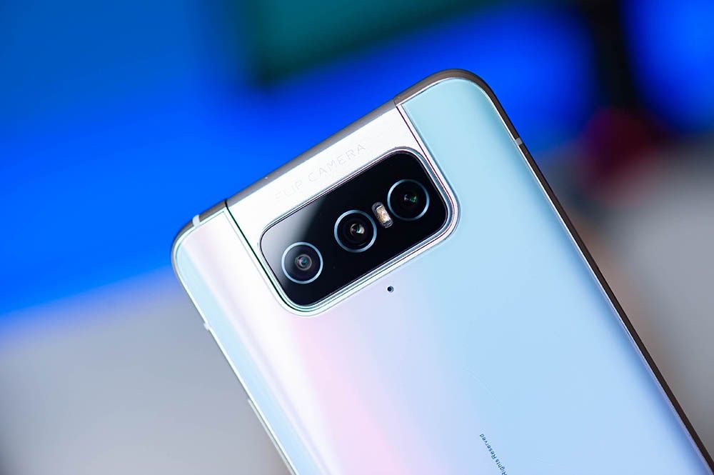 Asus ZenFone 7 Pro - rozkładany aparat