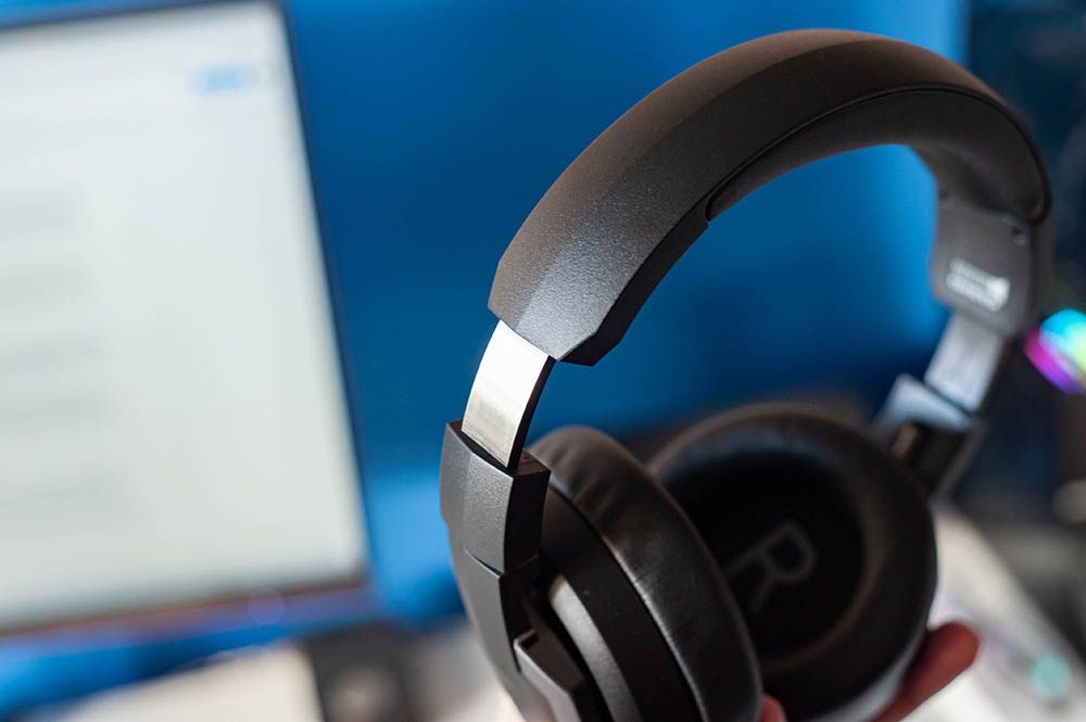MSI Immerse GH61 metalowy pałąk