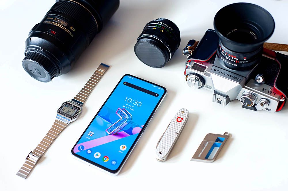 Asus ZenFone 7 Pro - szybki telefon z dobrym aparatem