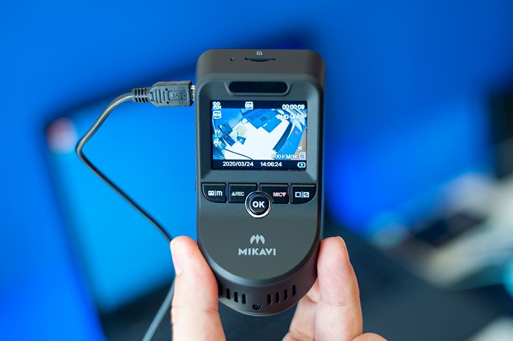 Mikavi PQ4 Dual - wyświetlacz