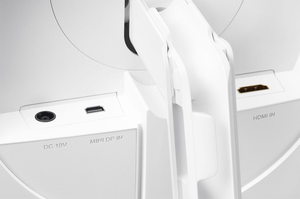 Samsung C32H711