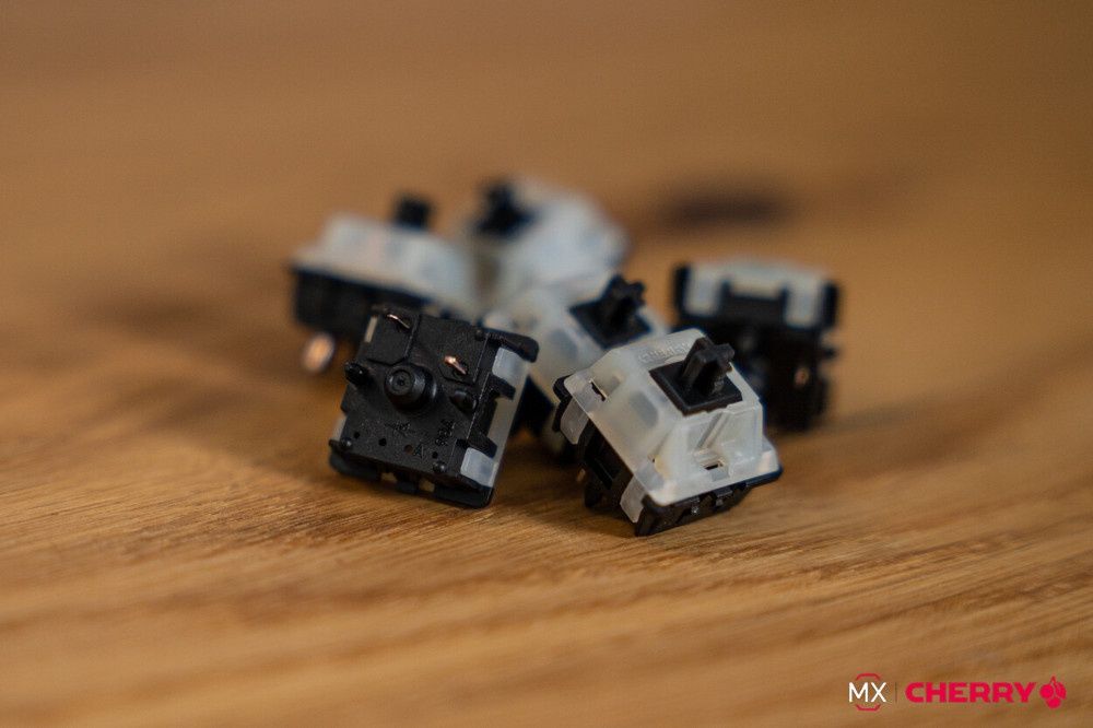 Cherry MX Black Clear-Top wygląd