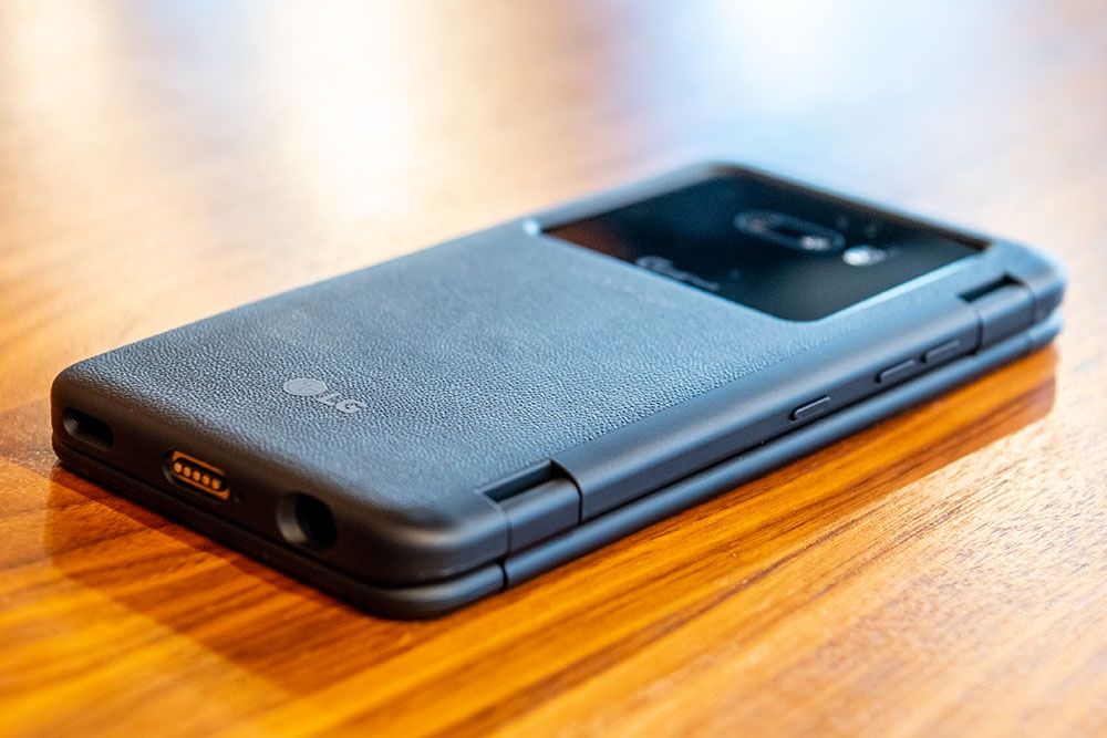 LG G8X ThinQ smartfon w osłonie
