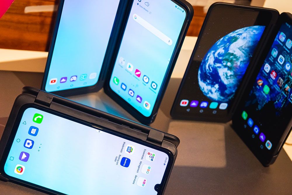 LG G8X ThinQ smartfony zginane