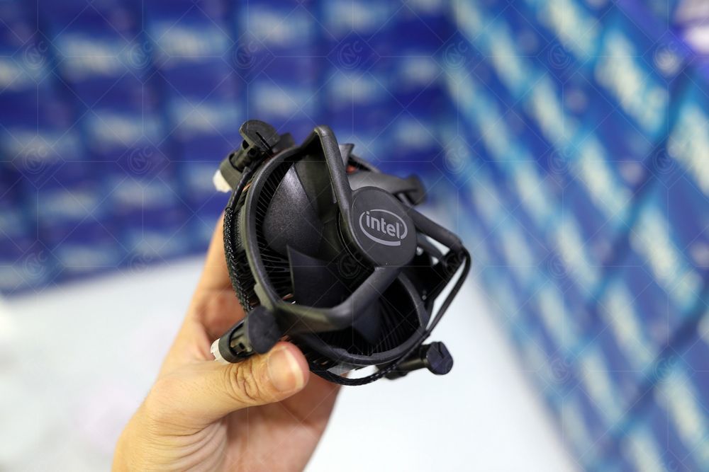 Intel chłodzenie BOX - PCG 2015C czarne