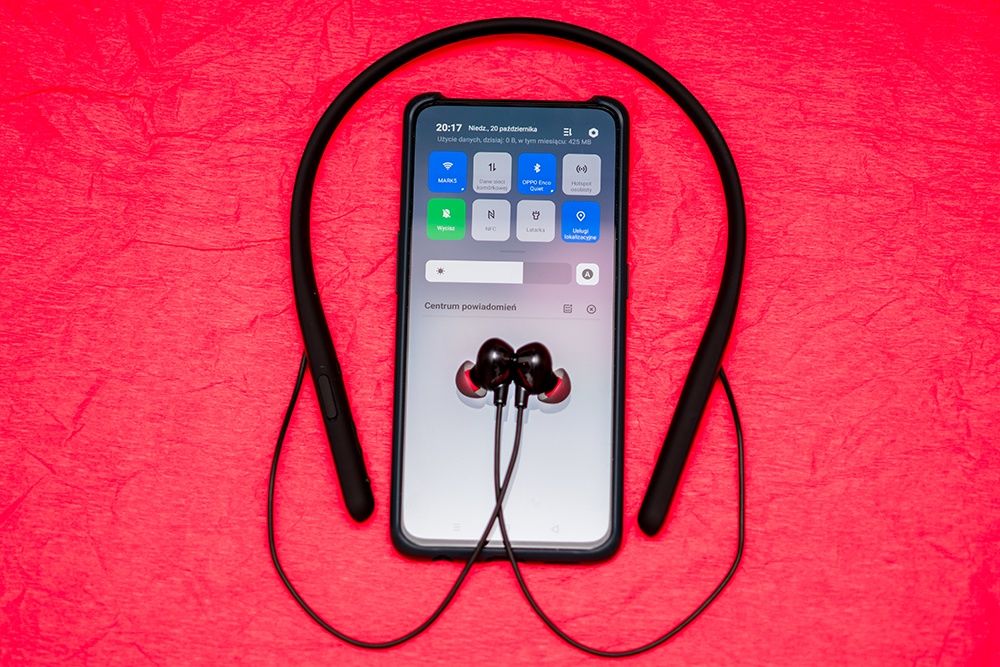 Oppo Reno 2 słuchawki Enco Quiet