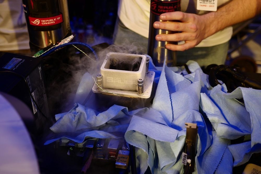 Intel Core i7-7740X - rekord podkręcania