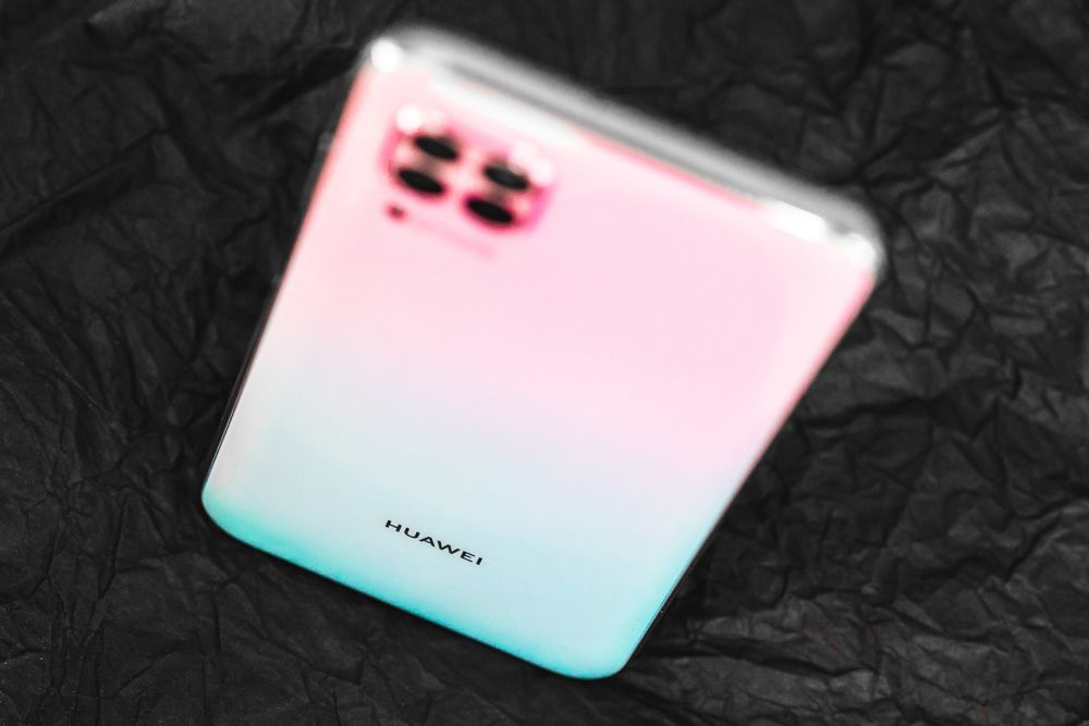 Huawei P40 Lite logo