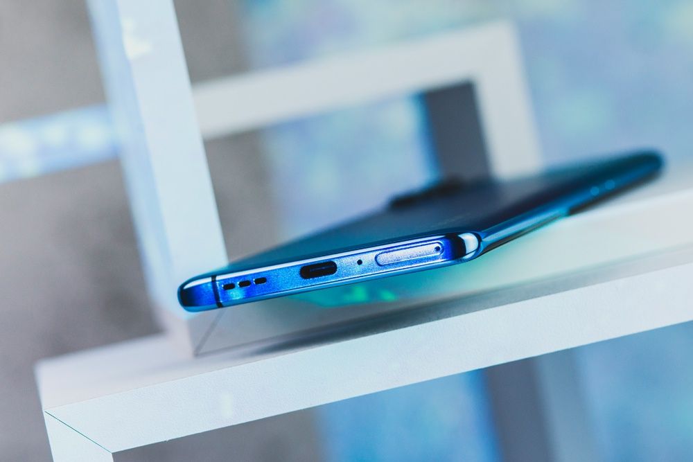 OPPO Reno 4 Pro 5G  głośnik, port USB