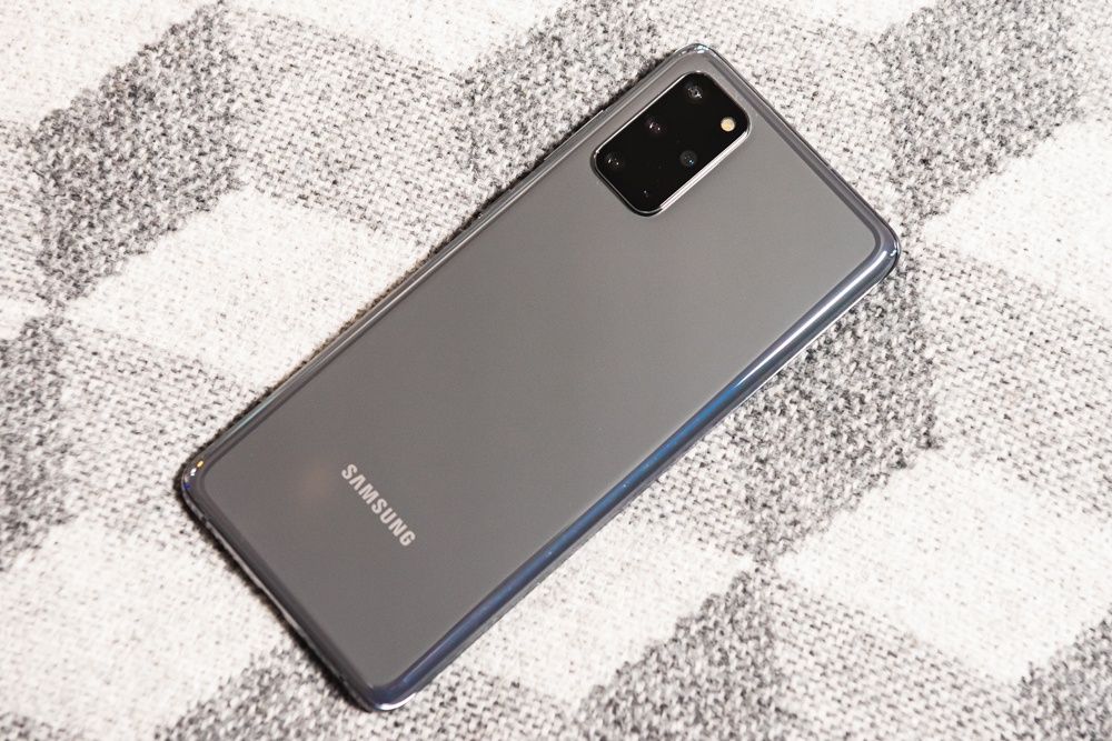 Samsung Galaxy S20+ tylna ścianka i aparaty