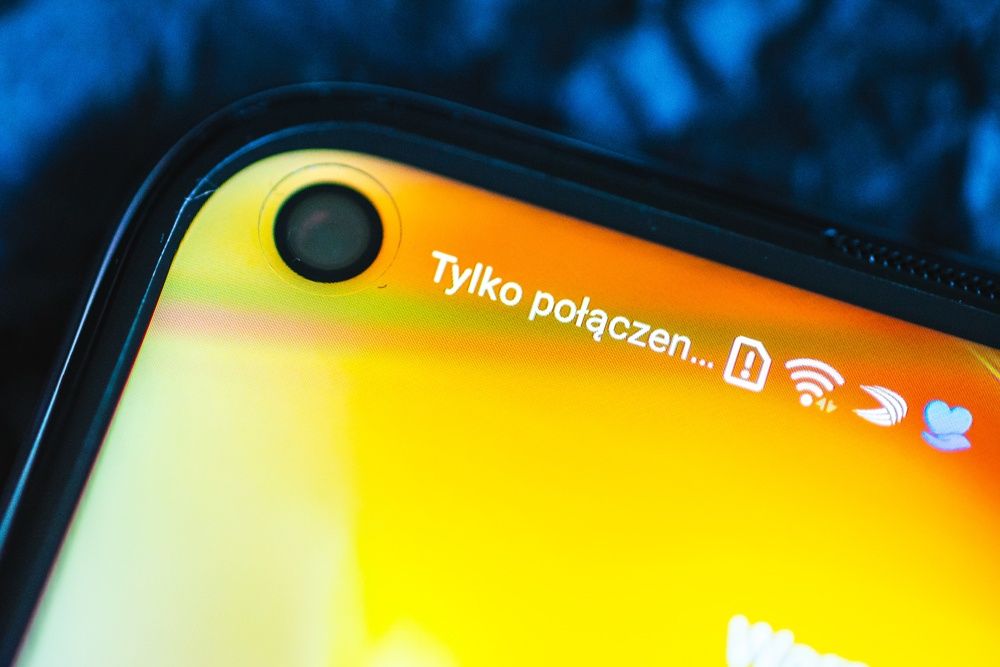 Huawei P40 Lite przedni aparat