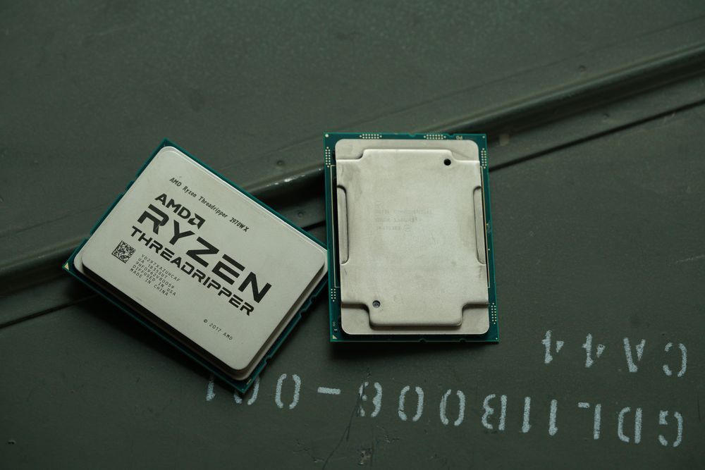 Intel Xeon W-3175X i AMD Ryzen Threadripper 2970WX