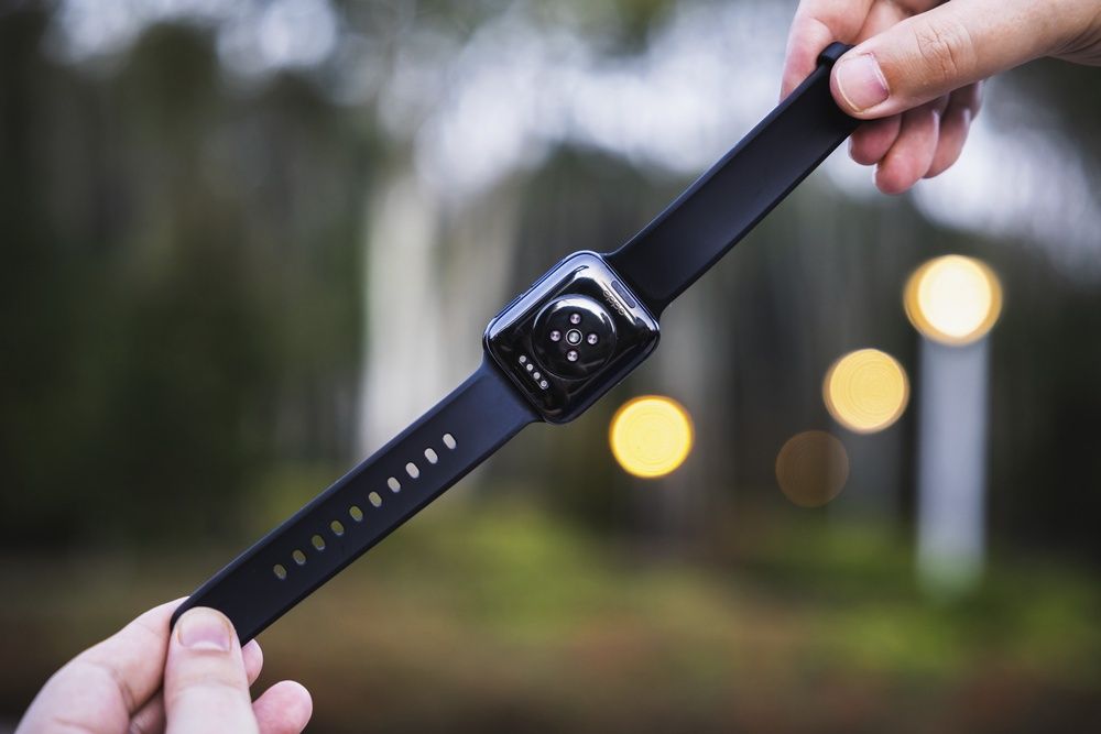 OPPO Watch od tyłu