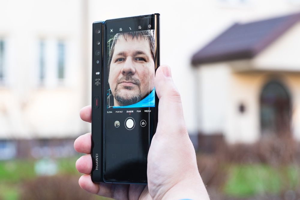 Huawei Mate Xs tylny ekran selfie