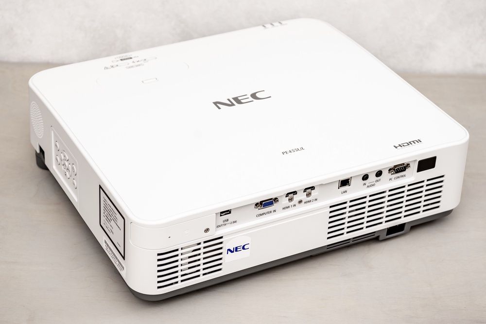 NEC PE455UL złącza tylna ścianka