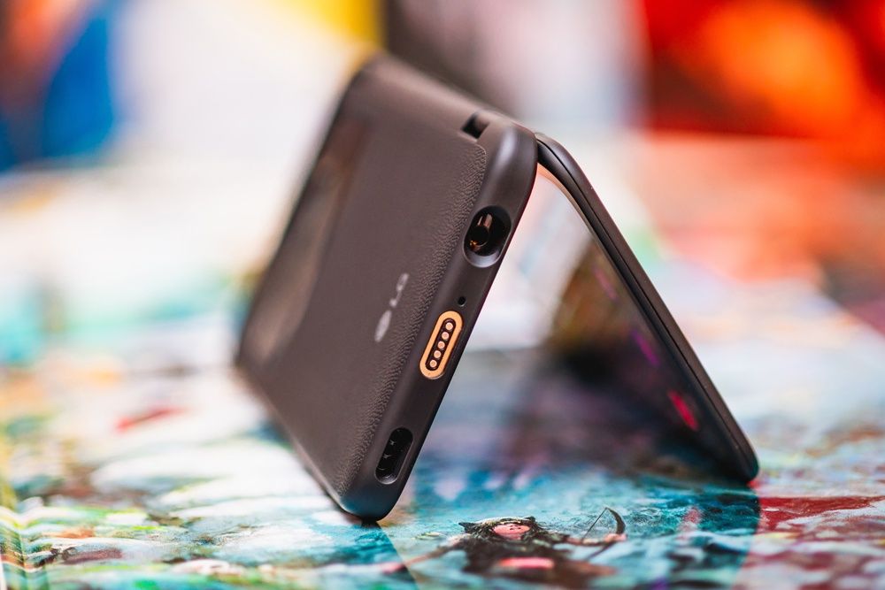 LG G8X ThinQ - złącza