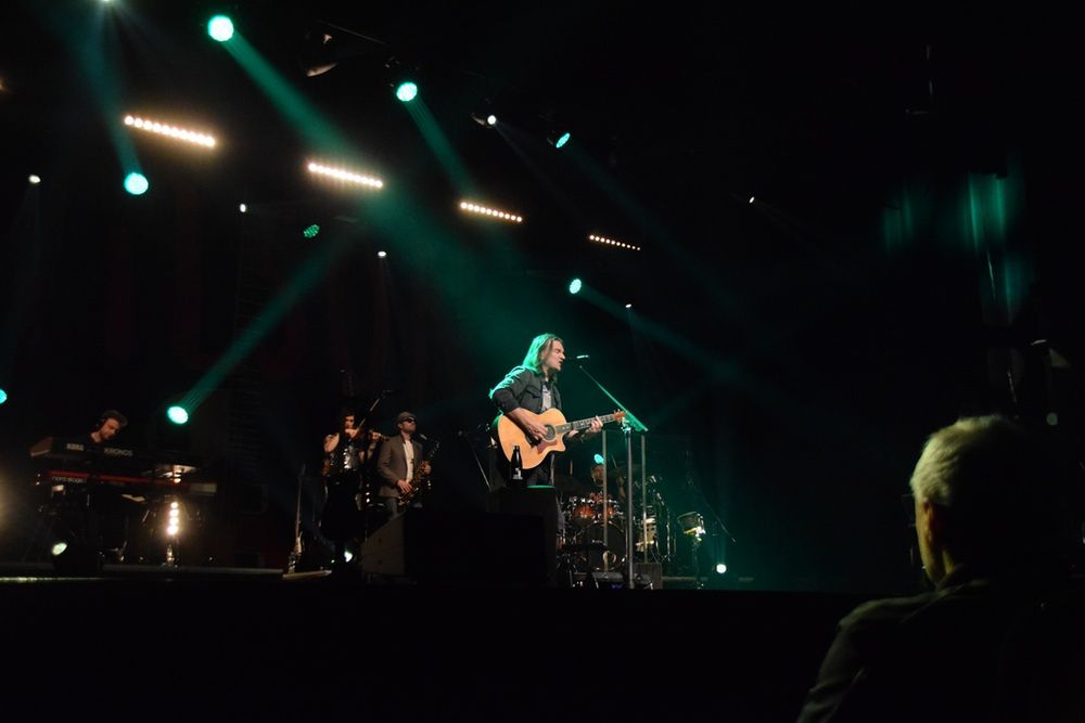 Ray Wilson na scenie CKK Jordanki