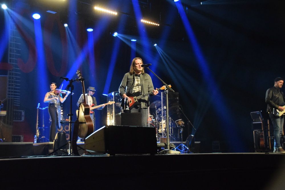 Ray Wilson na scenie CKK Jordanki