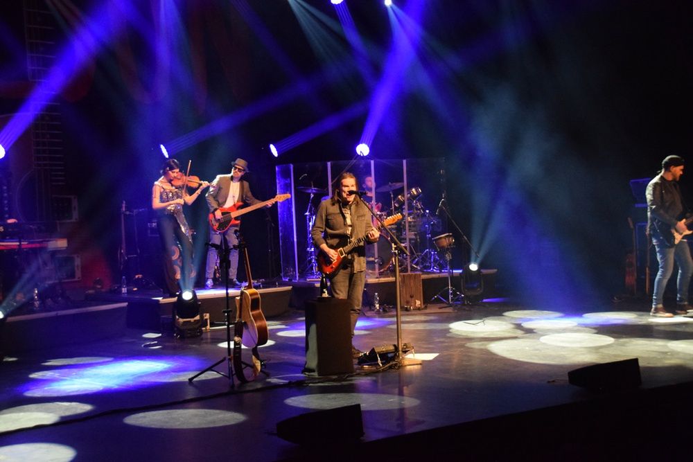 Ray Wilson na scenie CKK Jordanki