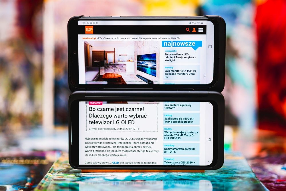 LG G8X ThinQ Dual Screen w poziomej orientacji