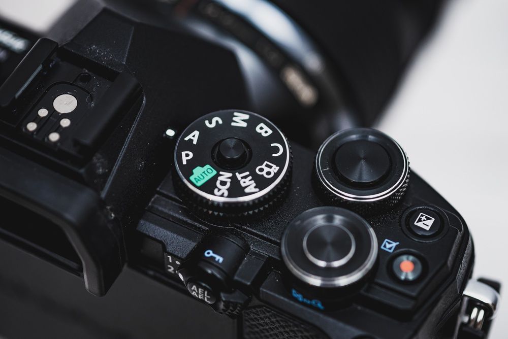Olympus OM-D E-M5 III pokrętła