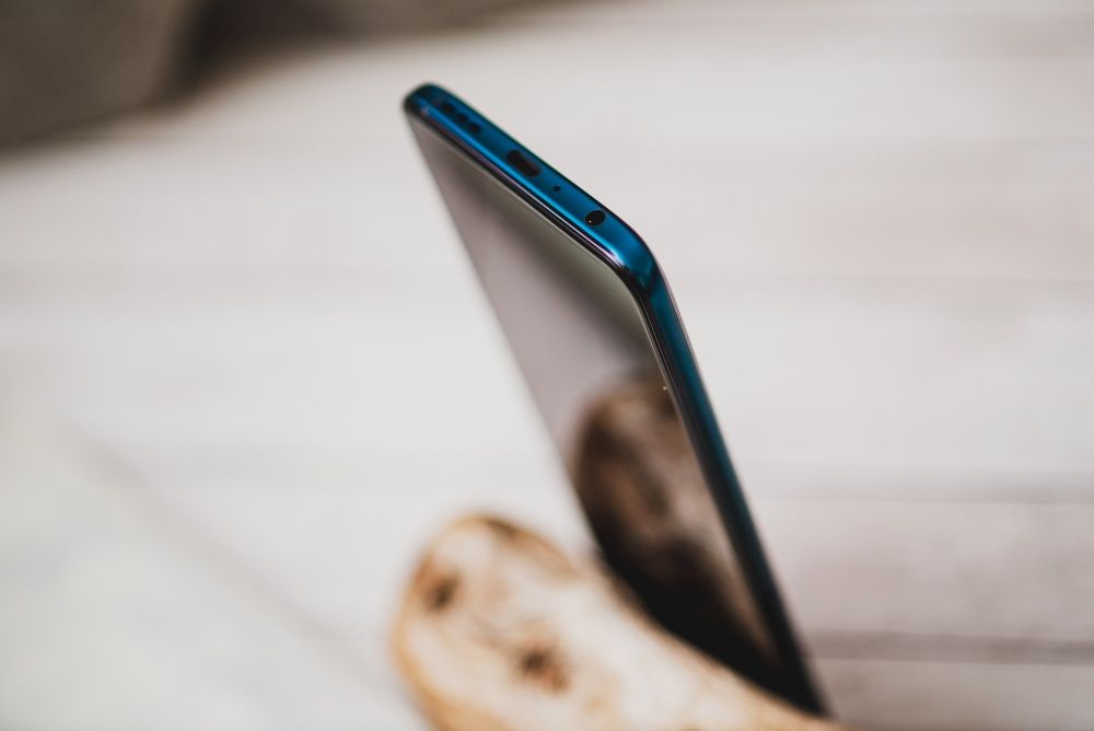 Oppo Reno 2 krawędzie