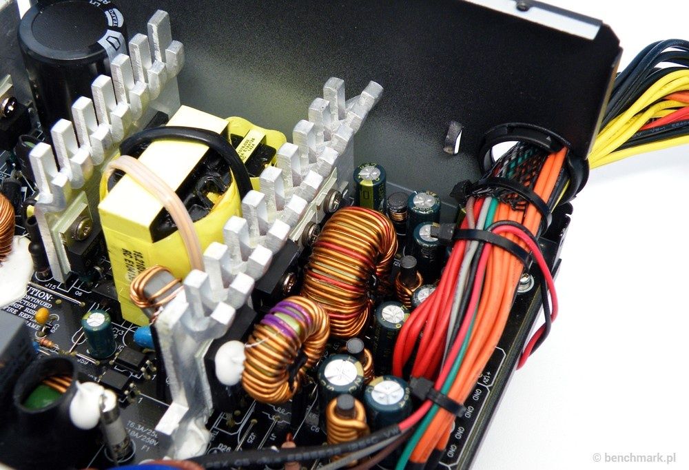 Chieftec ECO GPE-600S 600 W zasilacz - wnętrze