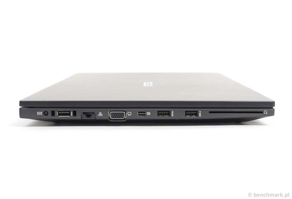 Asus Pro B551LA lewy bok