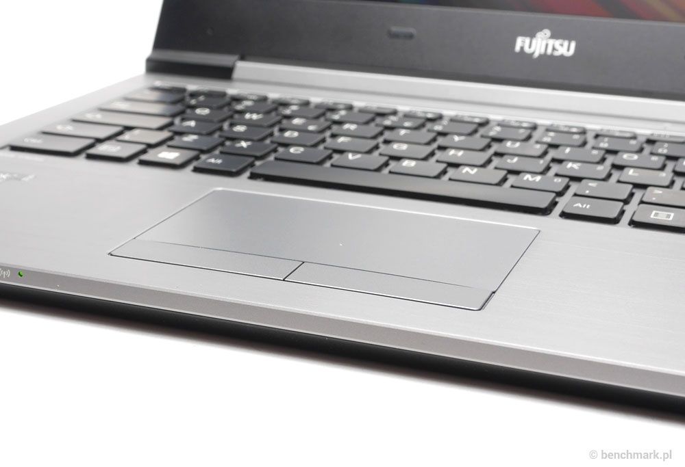 Fujitsu Lifebook U745 touchpad