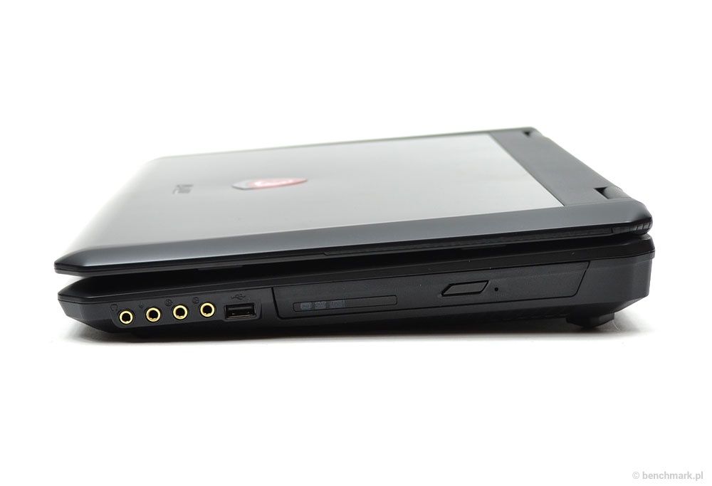 MSI GT60 prawy bok