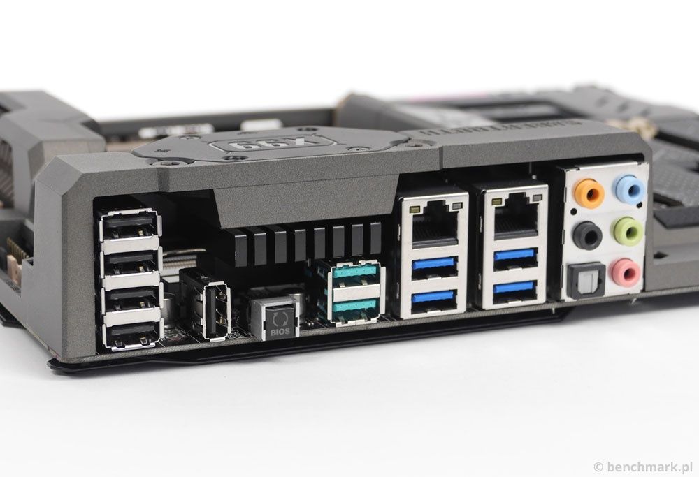 ASUS Sabertooth X99