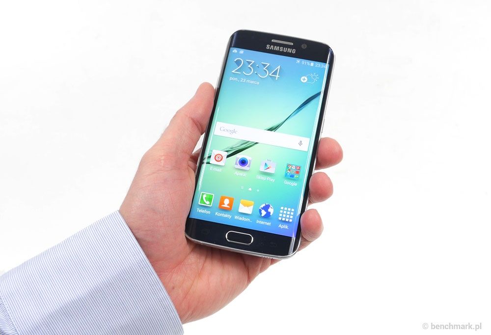 Samsung Galaxy S6 Edge – w ręce
