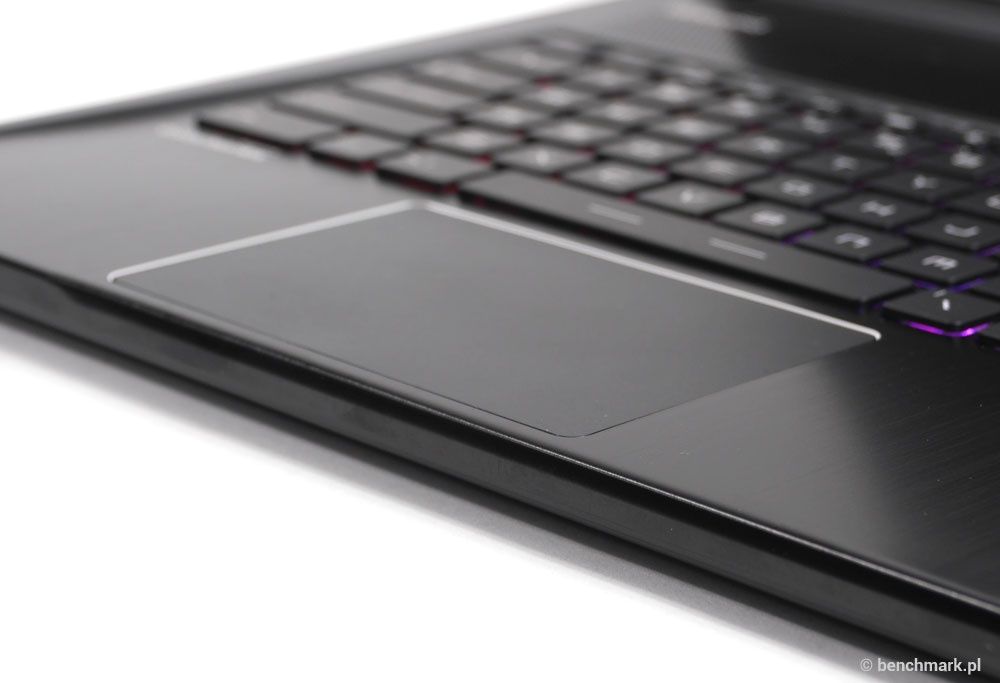 MSI GS60 2QC Ghost touchpad