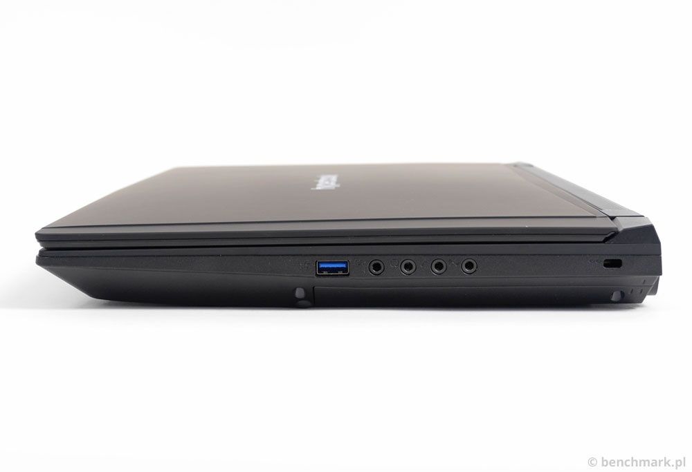 Hyperbook X15 prawy bok