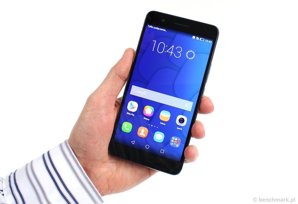 Honor 6 Plus - w ręce